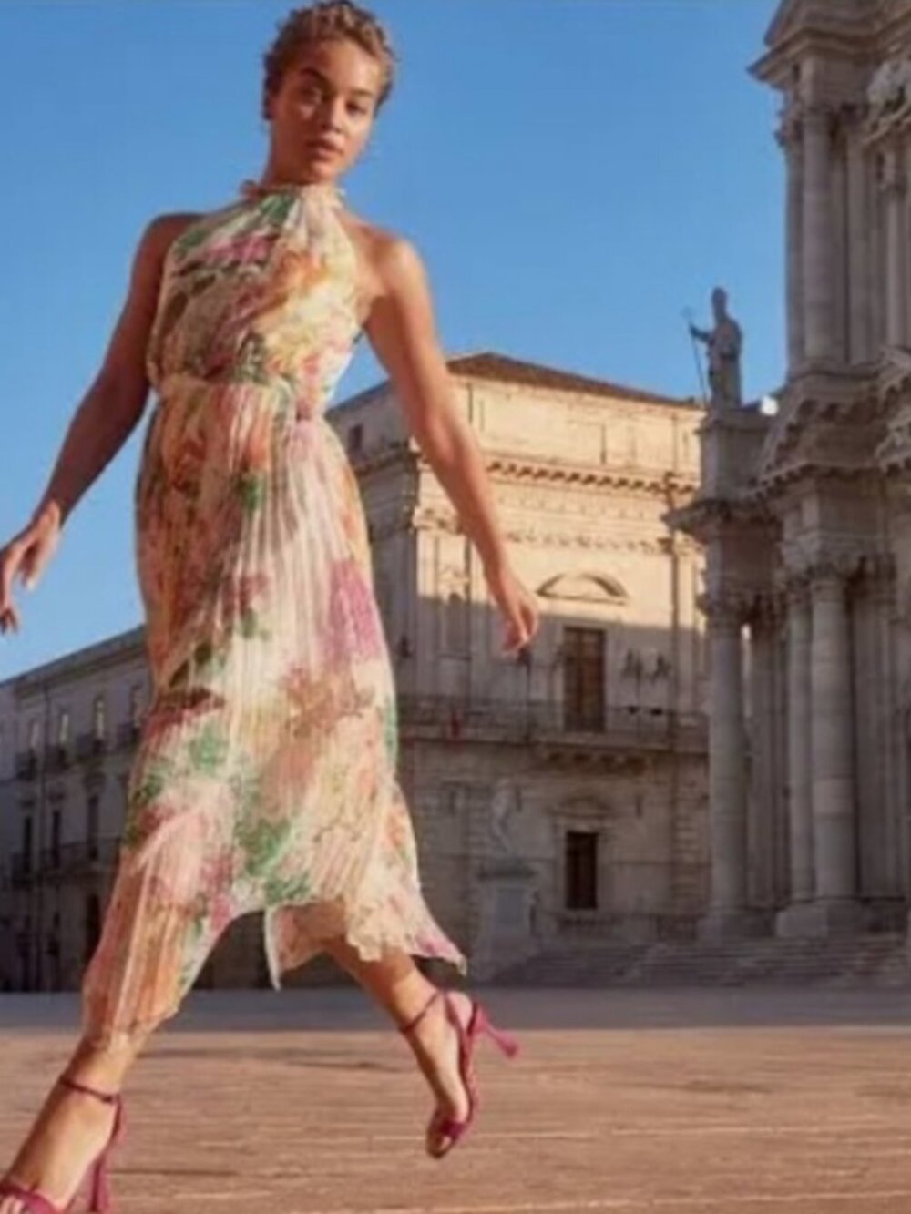 Graduation Spring V Camuto Sleeveless Halter Floral Print Handkerchief Hem Midi